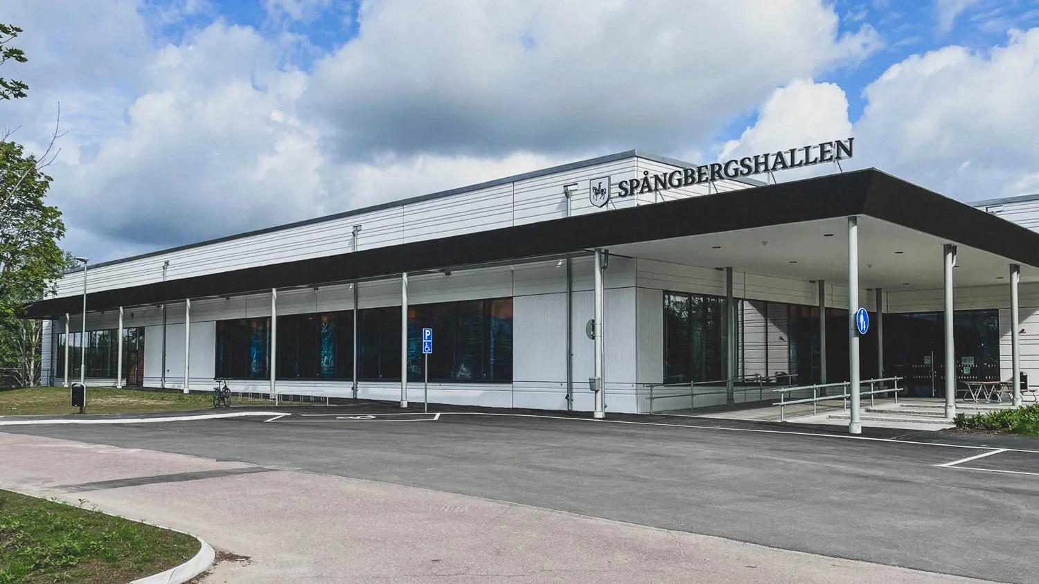 Spångbergshallen, Filipstads kommun – exteriör